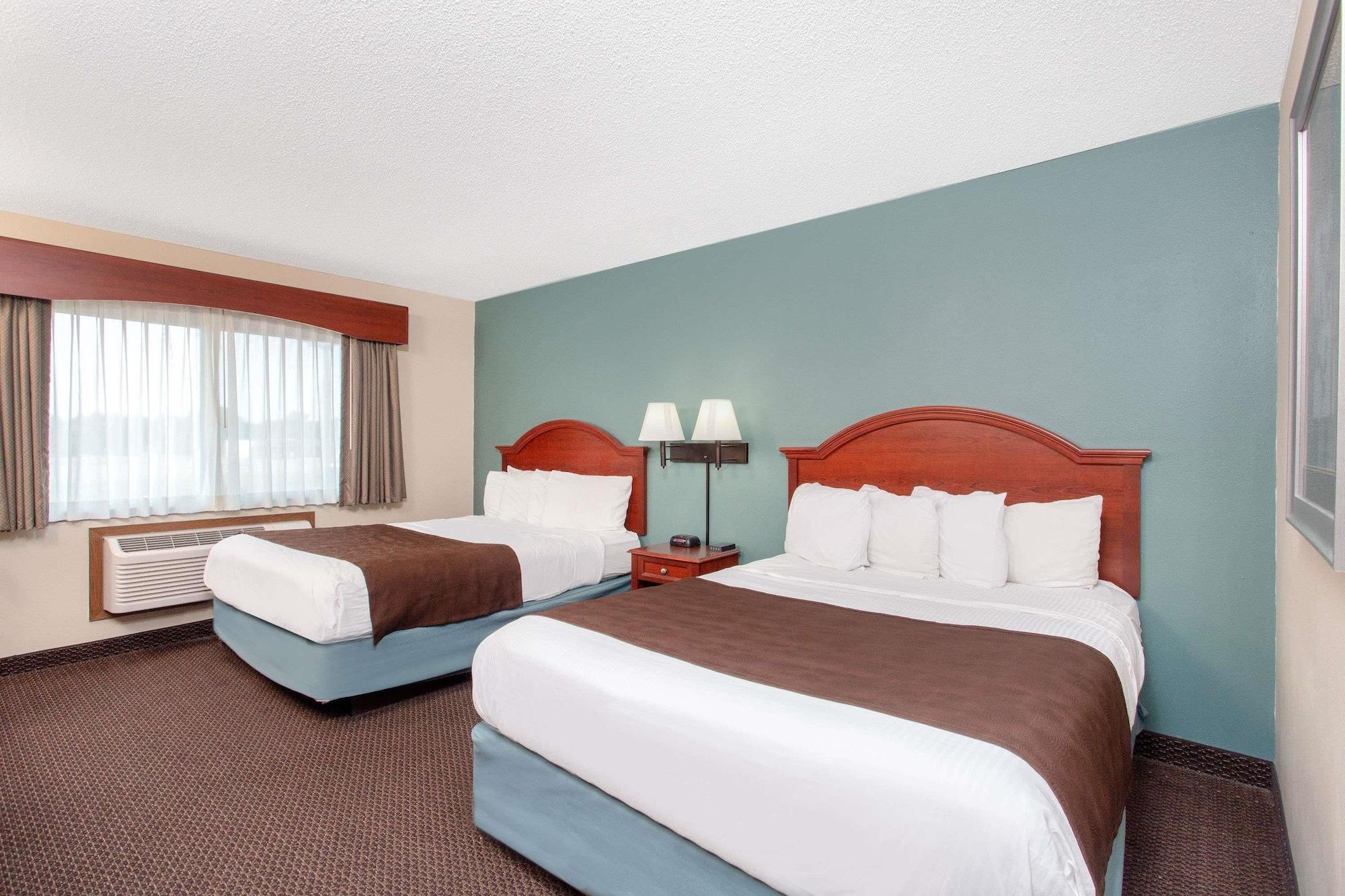 Americinn By Wyndham Chippewa Falls Exterior photo