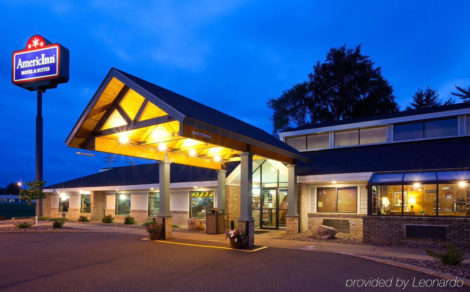 Americinn By Wyndham Chippewa Falls Exterior photo